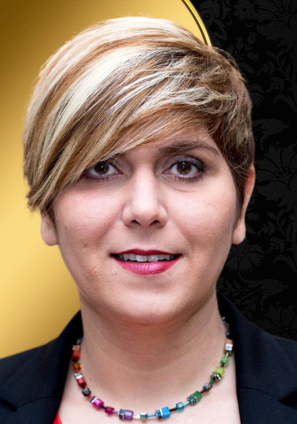 Dr Yasemin Yazan
